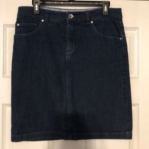 Izod Jean skirt. Comes just above the knee.